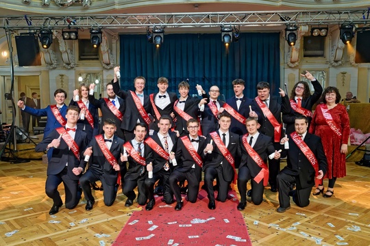 01_Maturitní ples SPŠ Chrudim